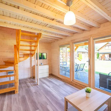 Sloneczny Brzeg פארק נופש מילנקו