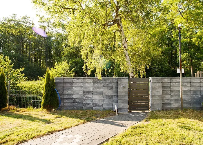 Sloneczny Brzeg 假日公园 *