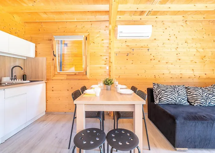 Sloneczny Brzeg 假日公园 *